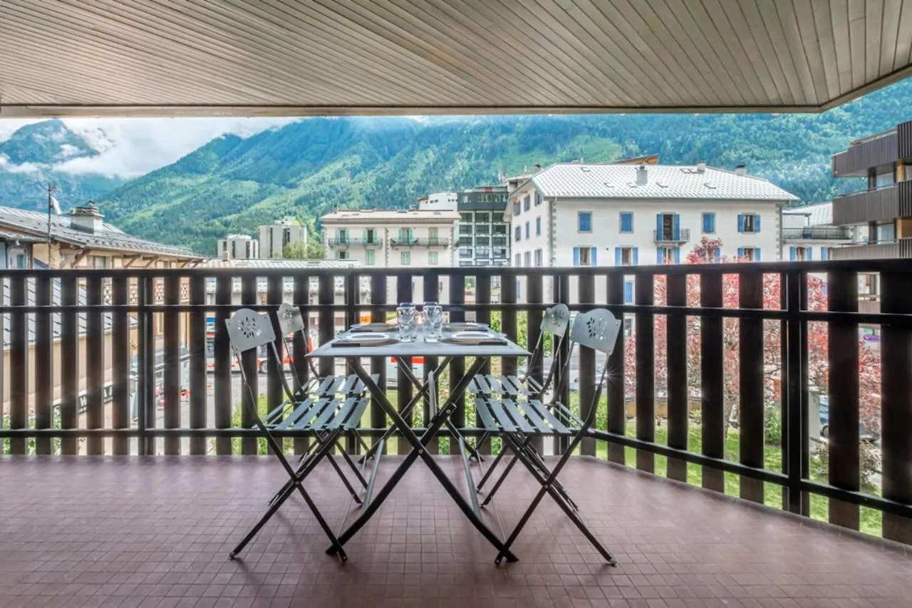 شقة Apt Or Chalet Near The Slopes Chamonix Mont Blanc